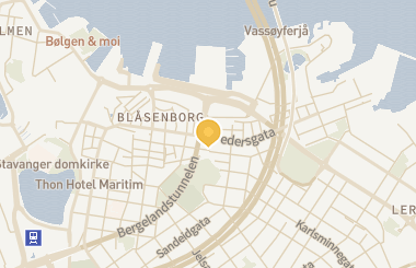 Kart med med nål på restauranten